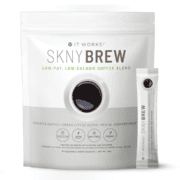 IT WORKS! SKNY Brew Complemento alimenticio en bebida con café, extractos vegetales y vitaminas del grupo B